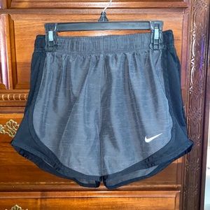 Black Nike Shorts Xs